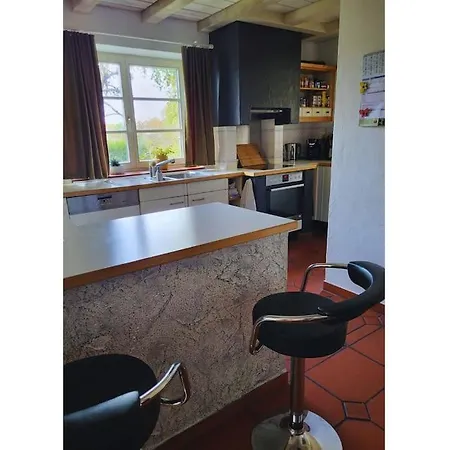 Charmantes Wohnhaus Mit Garten Διαμέρισμα Neu-Ulm