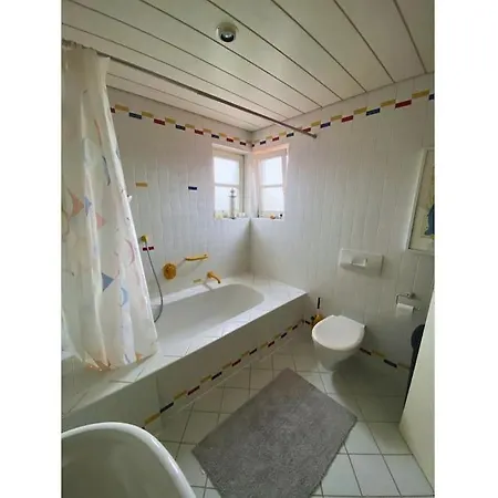 Charmantes Wohnhaus Mit Garten Διαμέρισμα Neu-Ulm