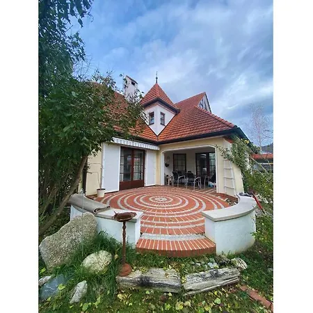 Διαμέρισμα Charmantes Wohnhaus Mit Garten Neu-Ulm